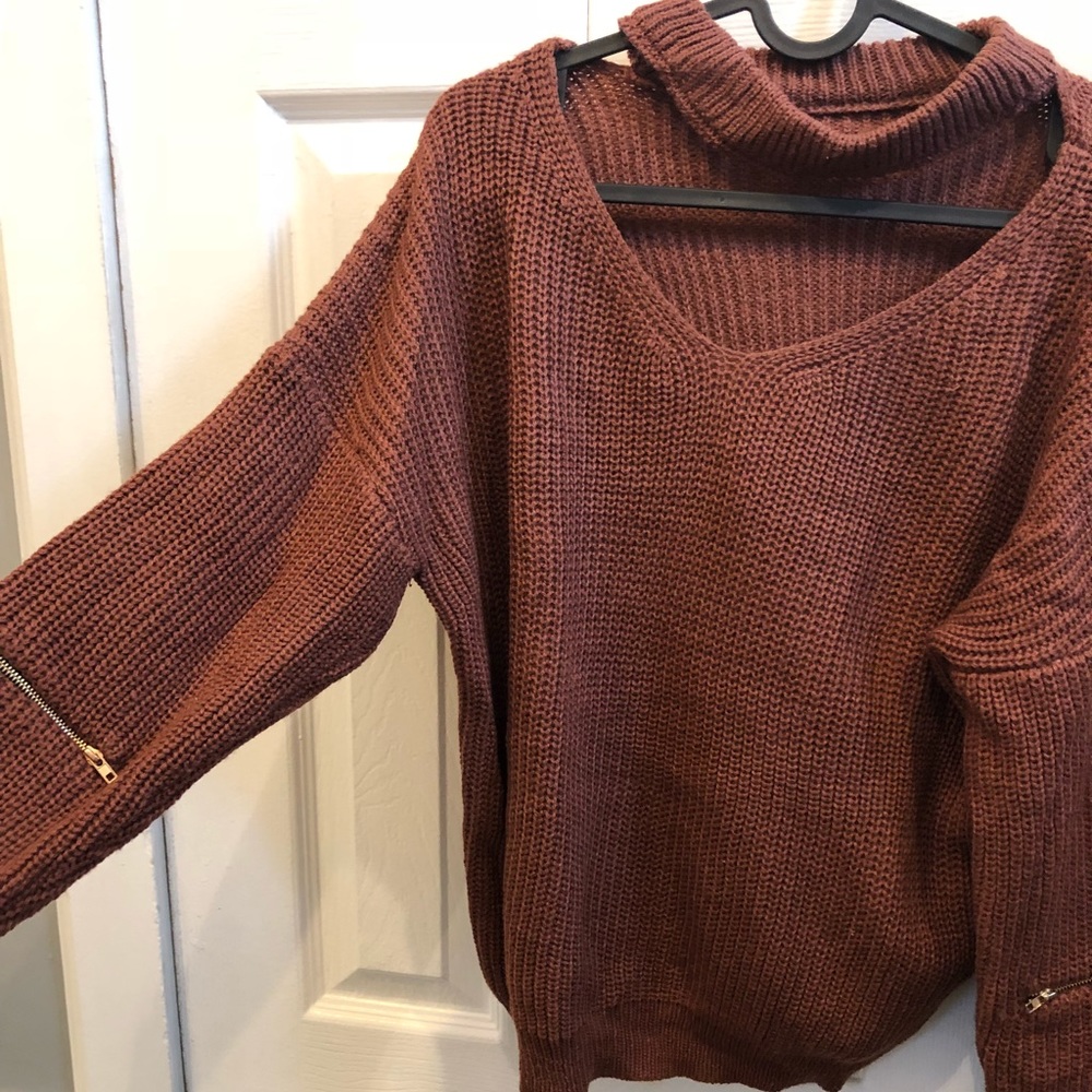 Maroon v neck sweater